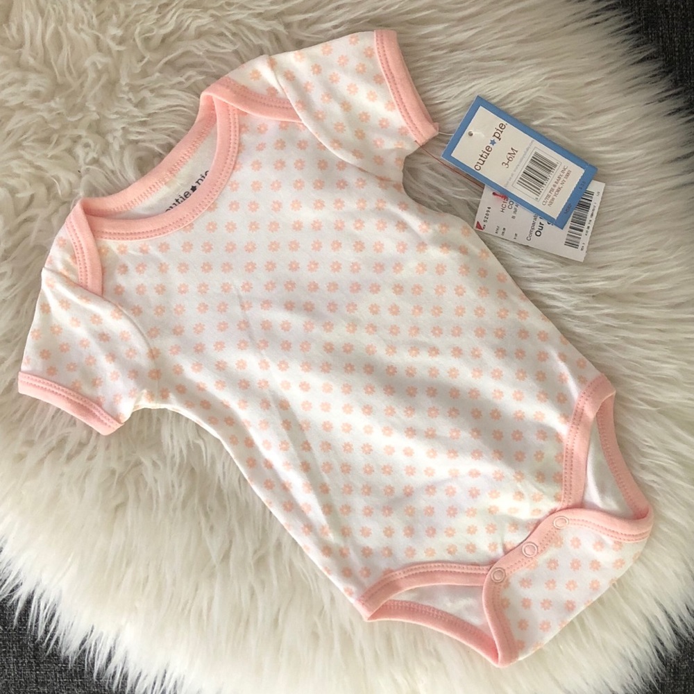 Cutie Pie 🌸 Floral Coral Onesie